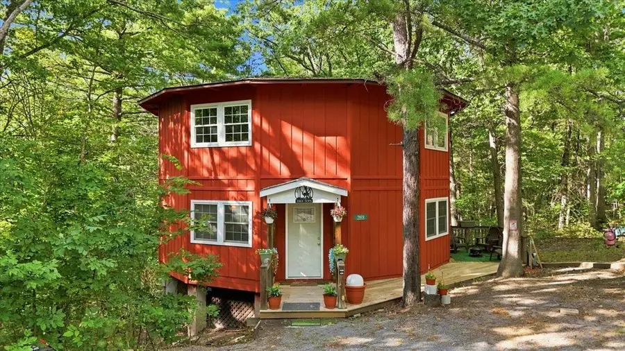 7823 Supinlick Ridge Rd, Mount Jackson, VA 22842 - #2