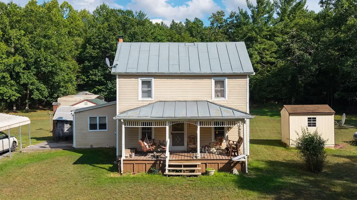 48 Fauver Mine Ln, Raphine, VA 24472 - #1