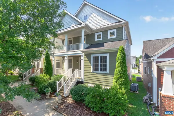 821 Cole St, Charlottesville, VA 22901