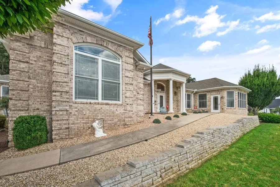 750 Frederick Rd, Massanetta Springs, VA 22801 - #2