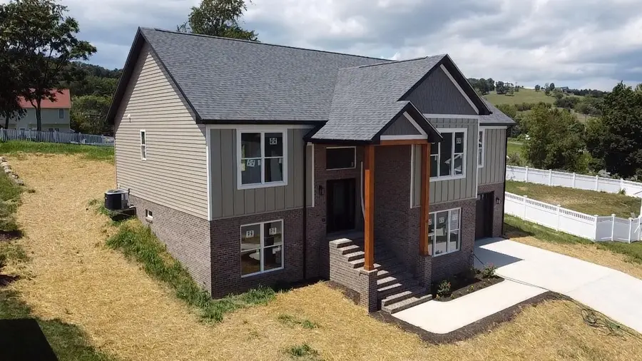 60 Jessica Dr, Penn Laird, VA 22846 - #2