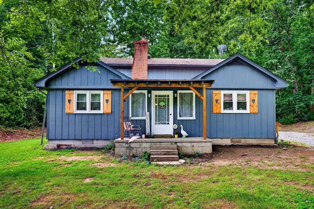 3520 Kanawha Trl, Covington, VA 24426 - #1