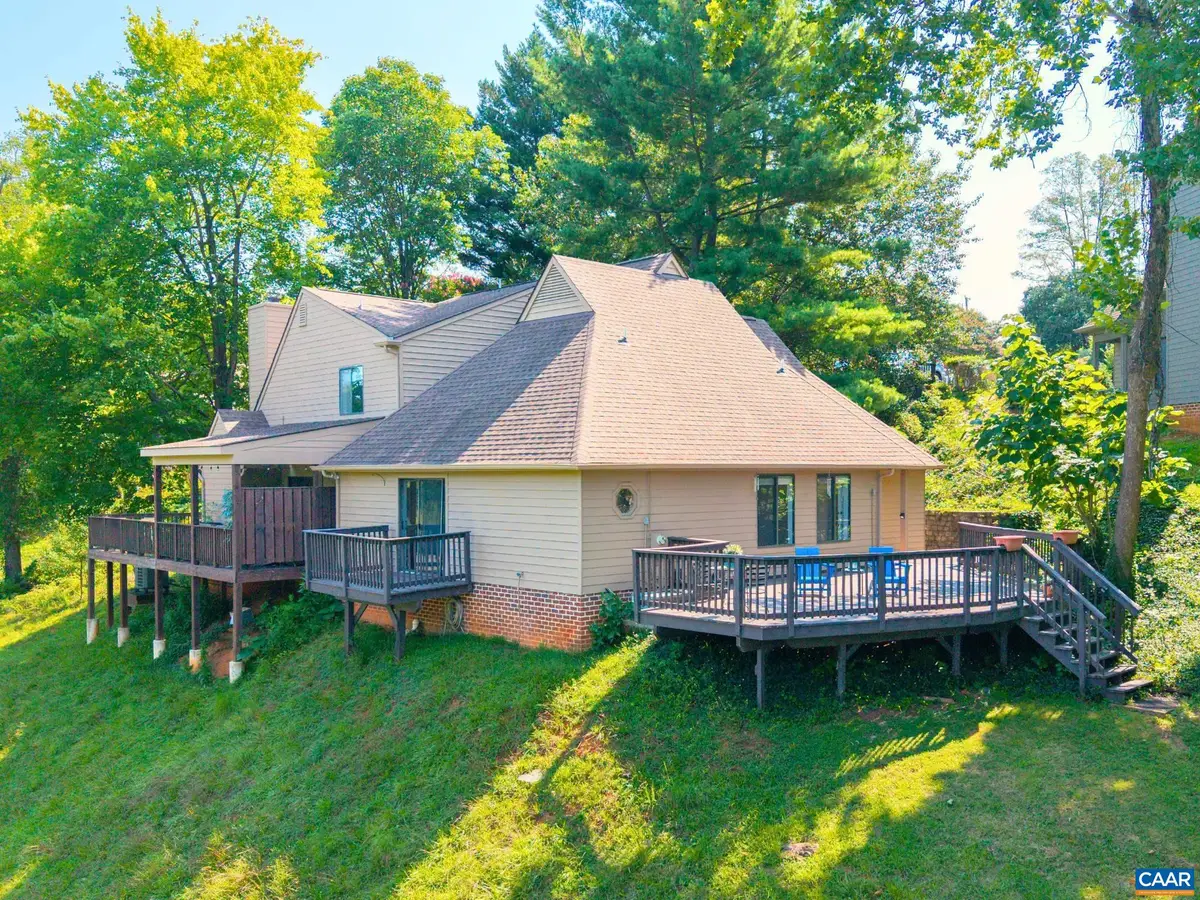 1694 Royal Oak Ct, Charlottesville, VA 22902 - #1