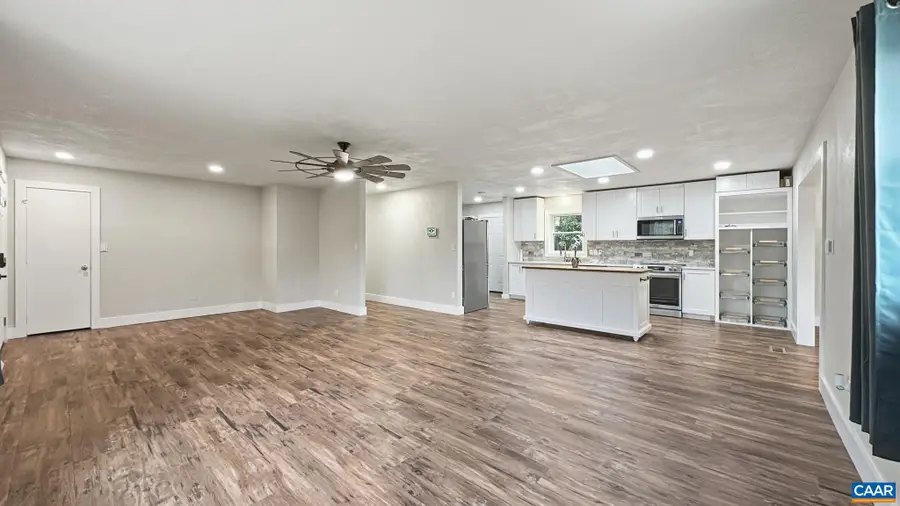 210 Williamstown Rd, Shipman, VA 22971 - #3