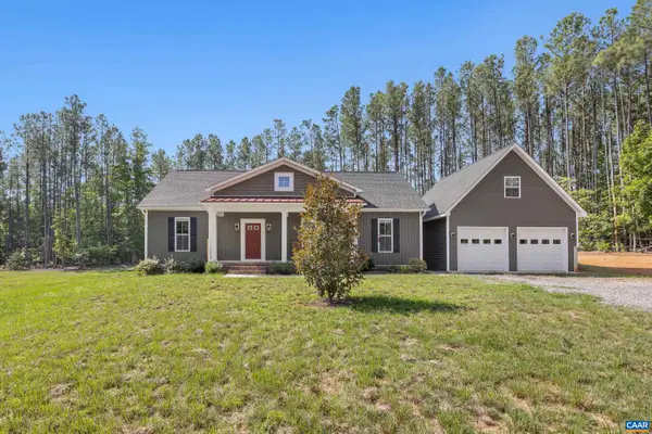 6 Forest Ridge Ln, Scottsville, VA 24590