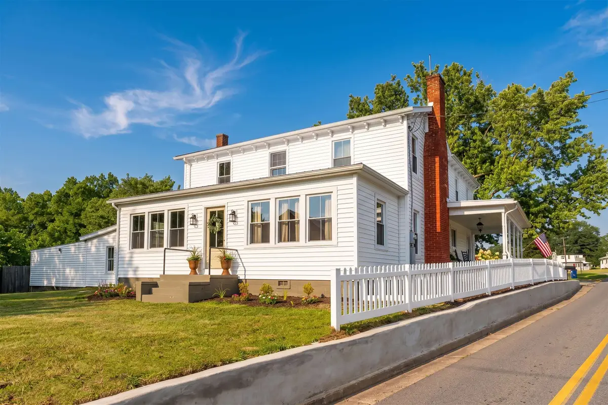 208 Orchard Dr, Timberville, VA 22853 - #1