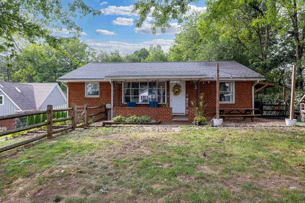 609 Bank St W, Bridgewater, VA 22812