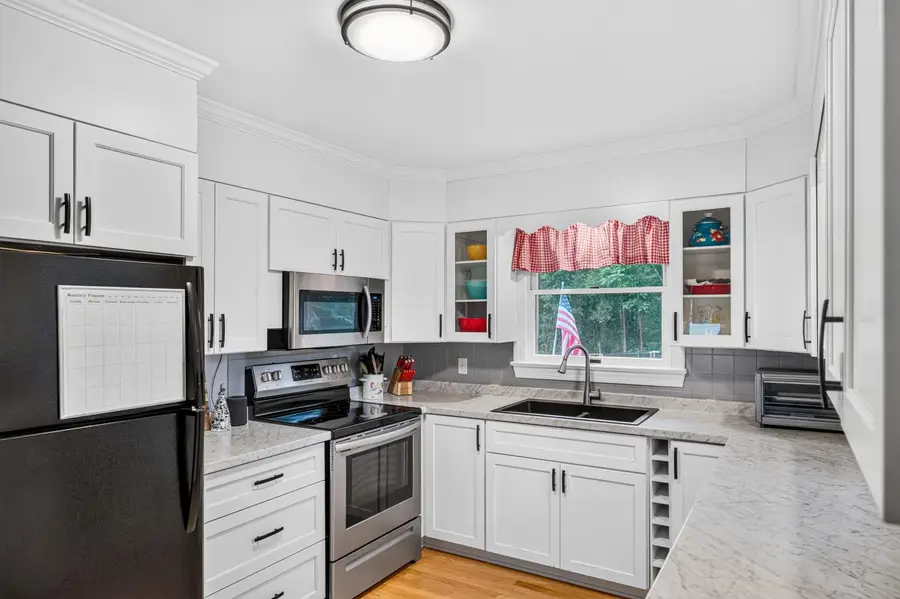 609 Bank St W, Bridgewater, VA 22812 - #3