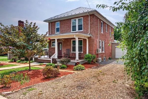 205 Dinkel Ave, Bridgewater, VA 22812