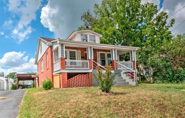 641 King Ave, Waynesboro, VA 22980