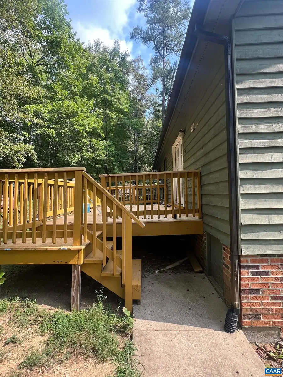 16 Hatchechubee Rd, Palmyra, VA 22963 - #3