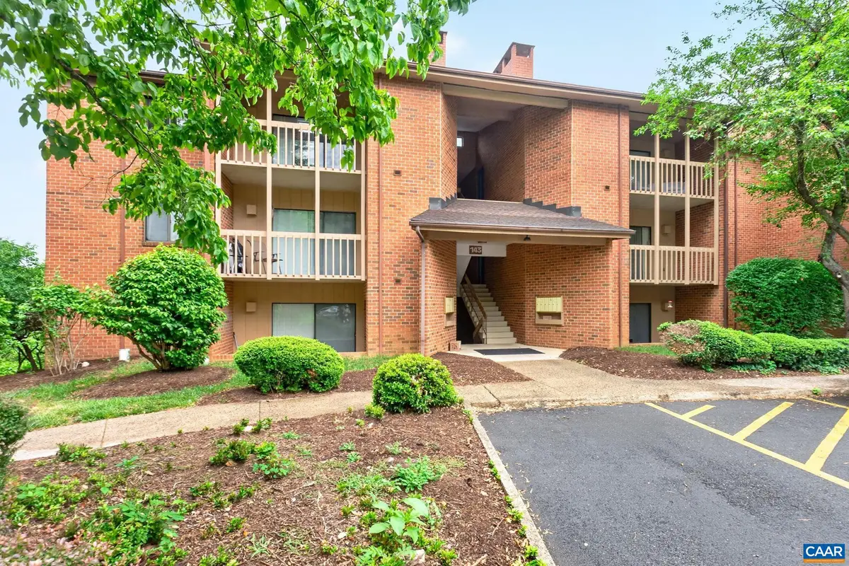 143 Green Turtle Ln, Charlottesville, VA 22901 - #1