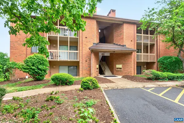 143 Green Turtle Ln, Charlottesville, VA 22901