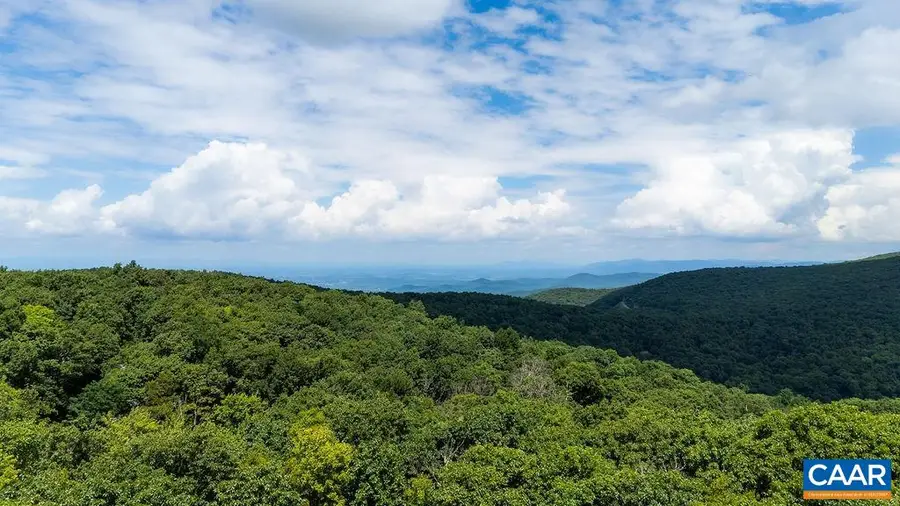 270 Timber Camp Dr, Wintergreen Resort, VA 22967 - #2