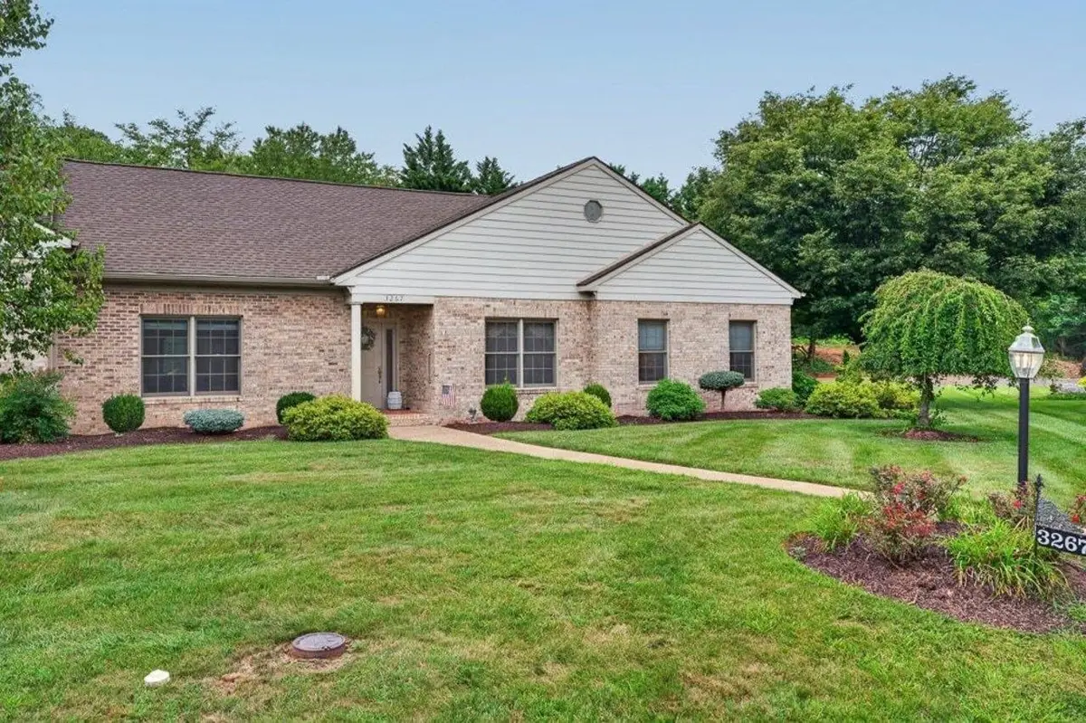 3267 Mesinetto Creek Dr, Massanetta Springs, VA 22801 - #1