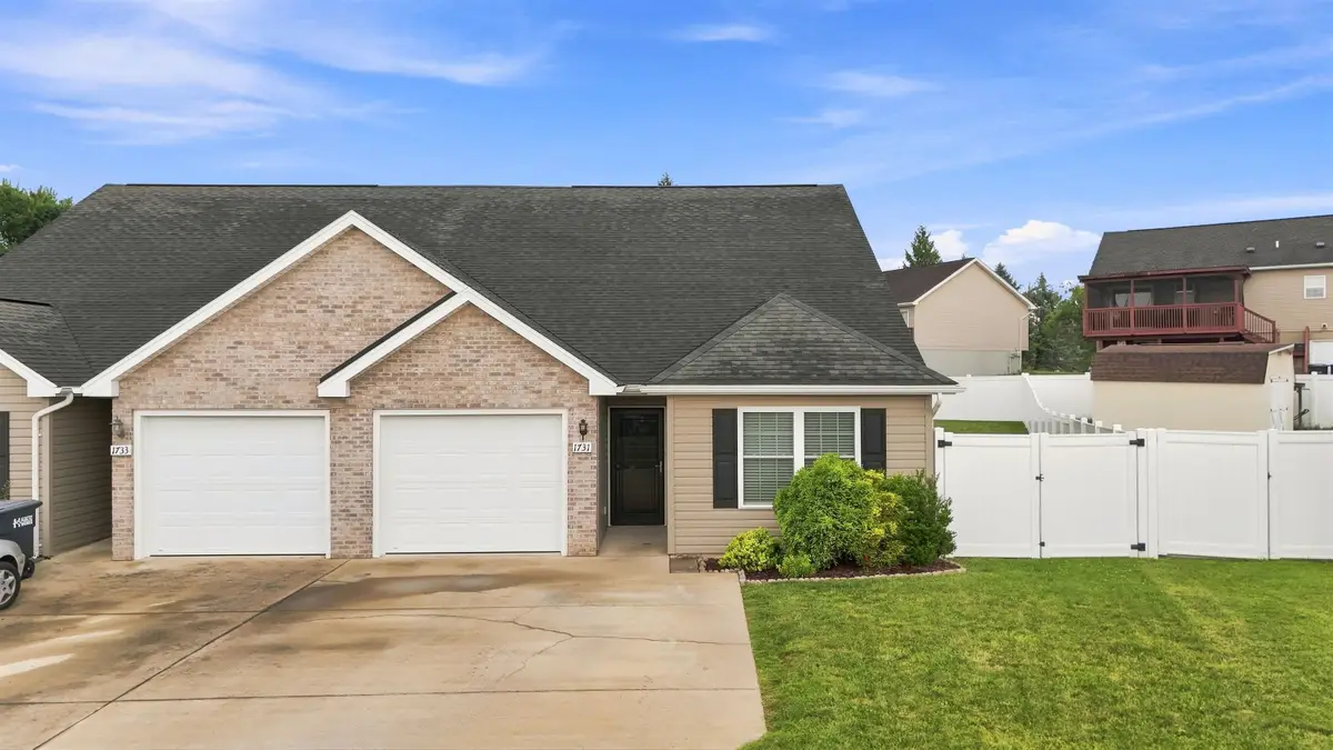 1731 Pear St, Harrisonburg, VA 22801 - #1