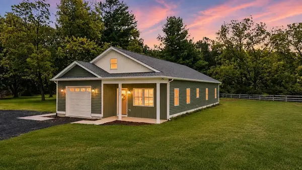 3112 Lyndhurst Rd, Stuarts Draft, VA 24477