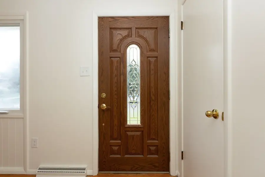 204 Thomas St, Staunton, VA 24401 - #3