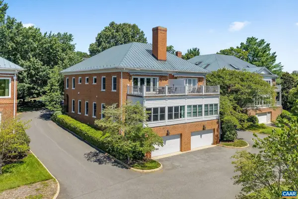 512 Worthington Dr, Charlottesville, VA 22903
