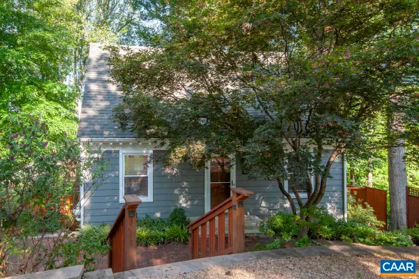 102 Slate Pl, Charlottesville, VA 22902
