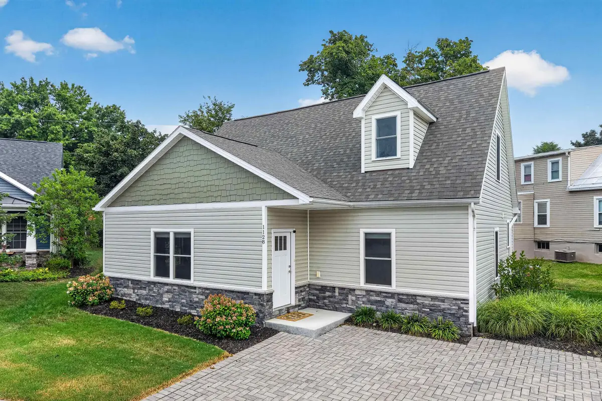 1128 Saturday Dr, Harrisonburg, VA 22802 - #1