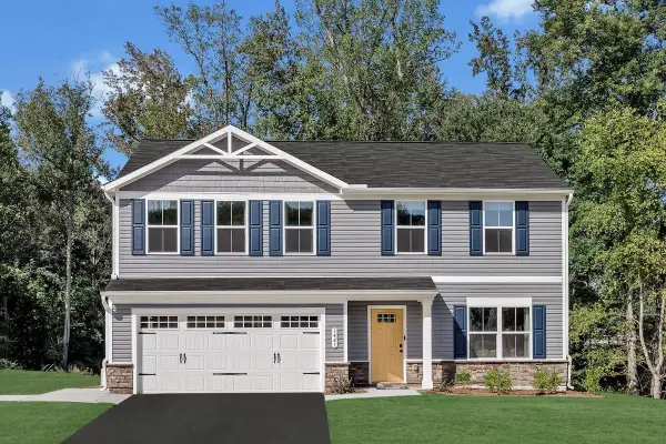 8 Holly Point Run, Staunton, VA 24401