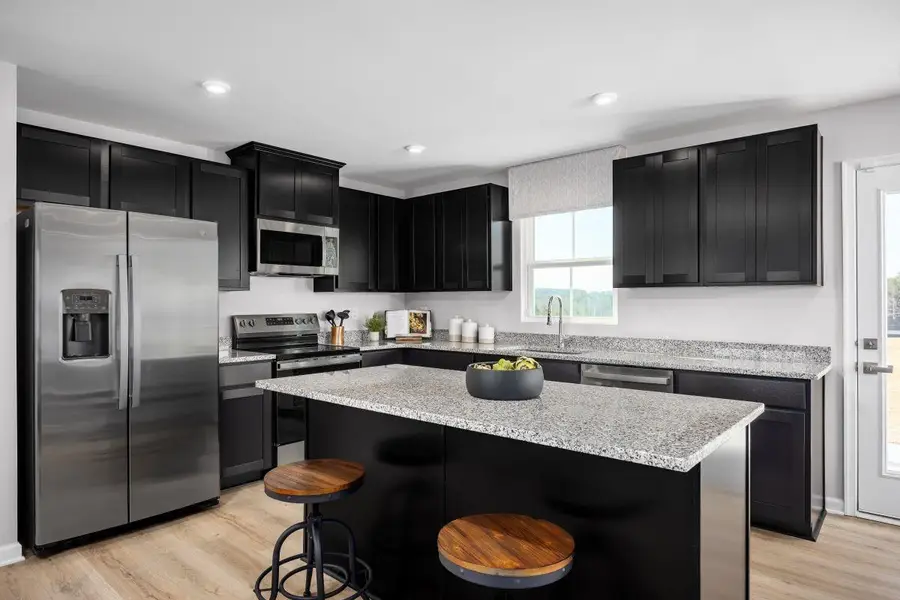 8 Holly Point Run, Staunton, VA 24401 - #2
