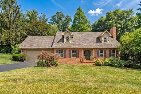 900 Fairway Dr, Waynesboro, VA 22980