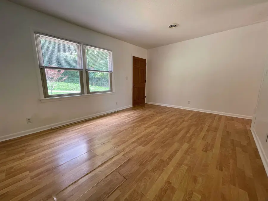 1203 Montgomery Ave, Staunton, VA 24401 - #3