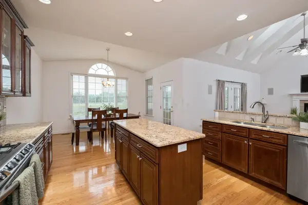 125 Shawn Cir, Staunton, VA 24401