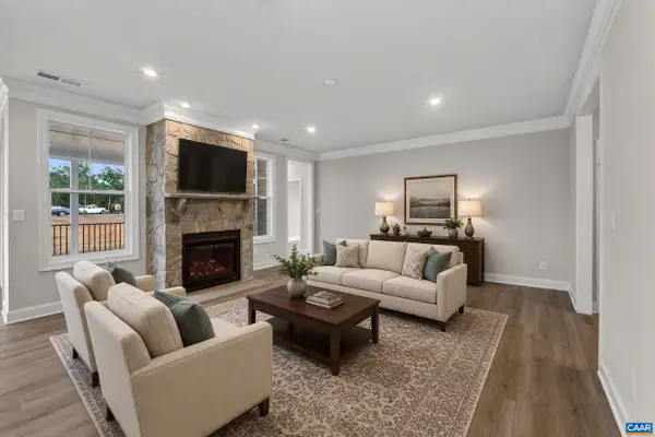 28 Middlecoff Ct, Zion Crossroads, VA 22942