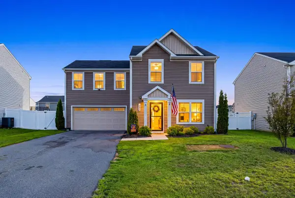 1203 Flatt Ln, Grottoes, VA 24441