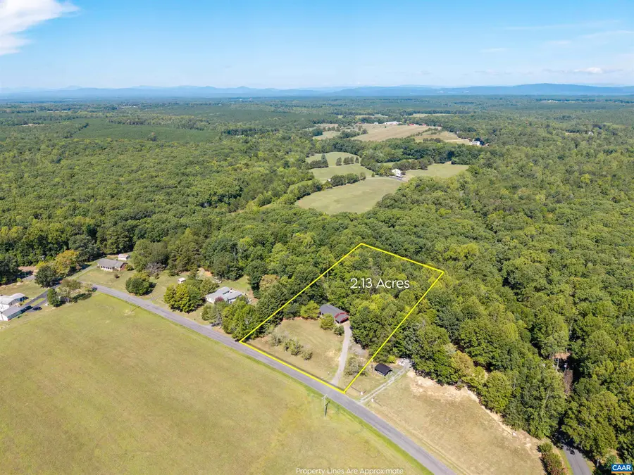 1203 Long Acre Rd, Palmyra, VA 22963 - #2