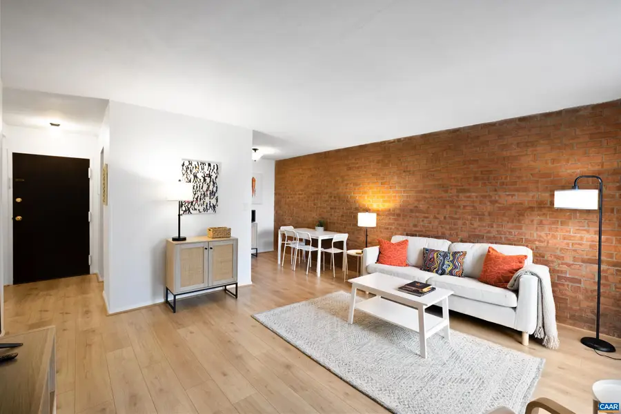 1800 Jefferson Park Ave, Charlottesville, VA 22903 - #3