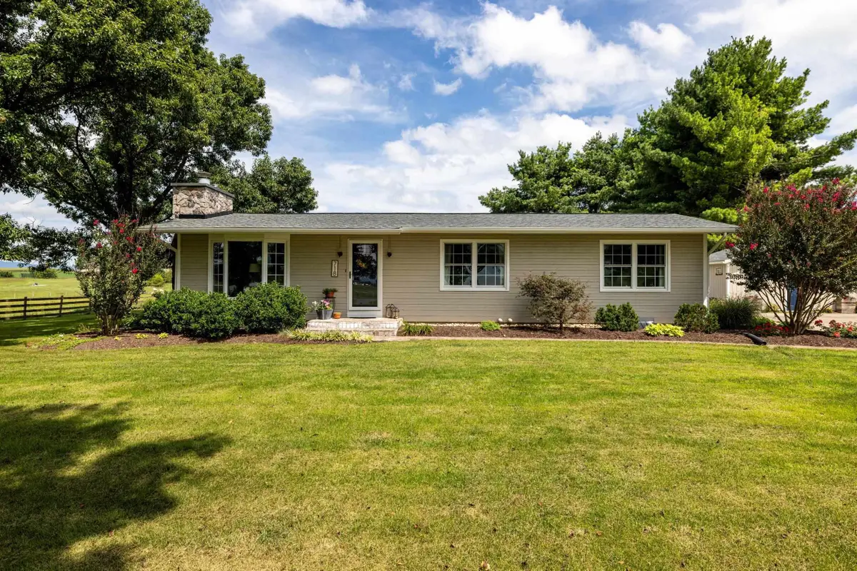 718 Weaver Rd, Central, VA 22802 - #1