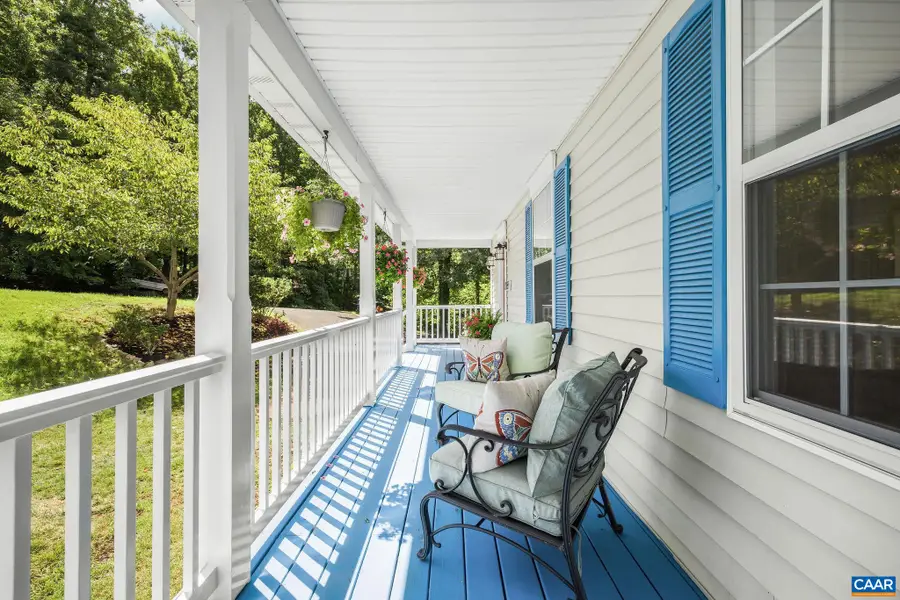 1718 Honeysuckle Ln, Charlottesville, VA 22902 - #3