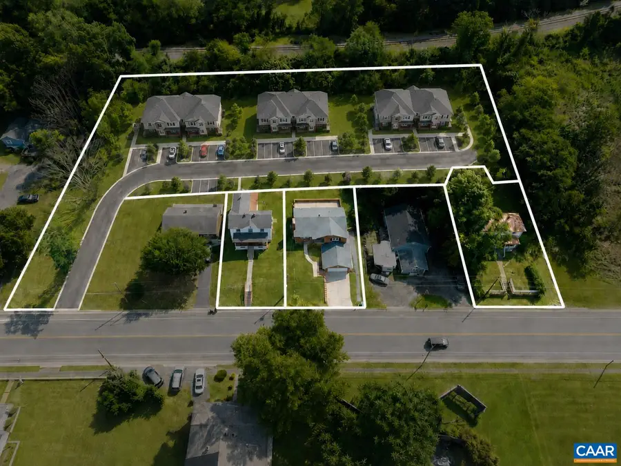 1325 Main St E, Waynesboro, VA 22980 - #3