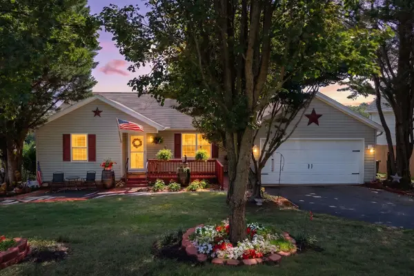 521 Marian Pl, Staunton, VA 24401