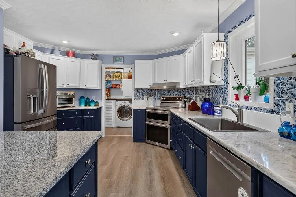 52 Cloverdale Ln, Stuarts Draft, VA 24477 - #1