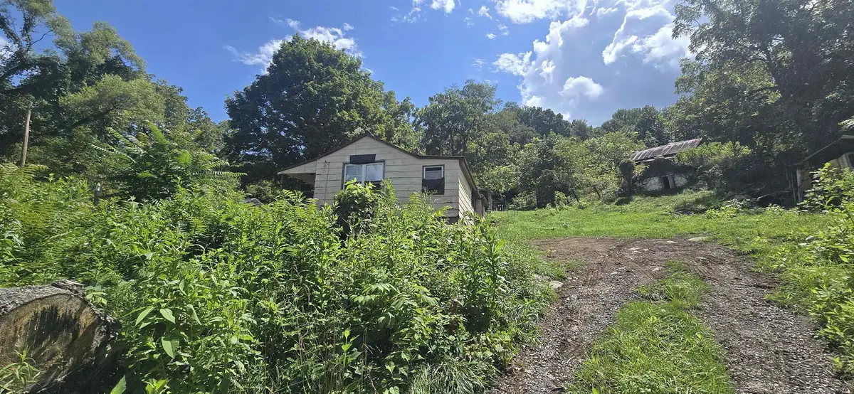 177 Ed B Dr, Narrows, VA 24124 - #1