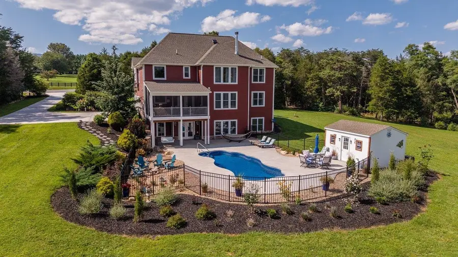 2114 Mockingbird Ln, Elkton, VA 22827 - #3