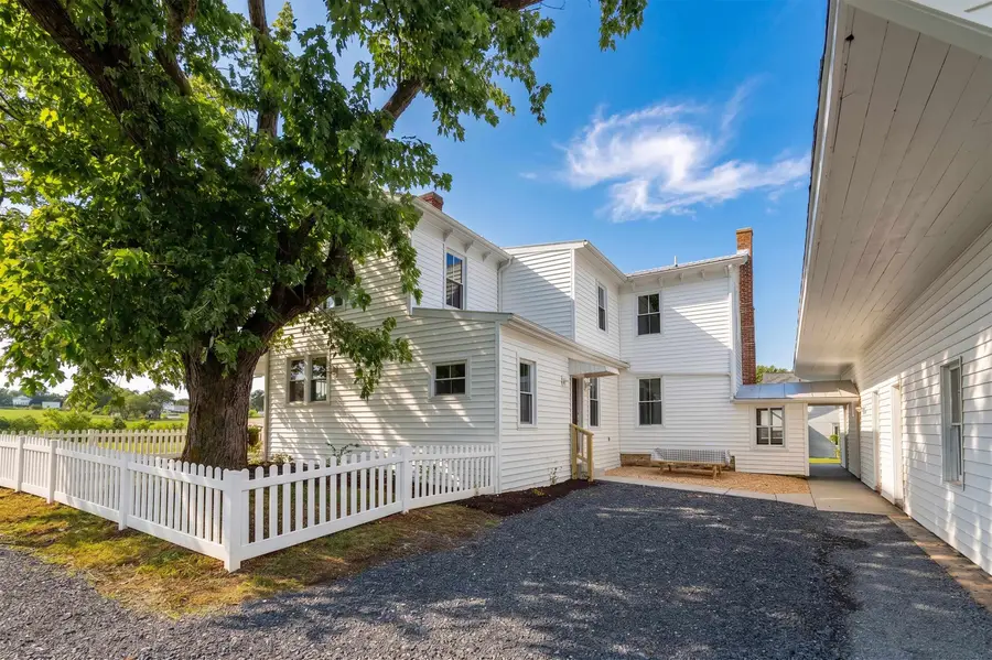 208 Orchard Dr, Timberville, VA 22853 - #2
