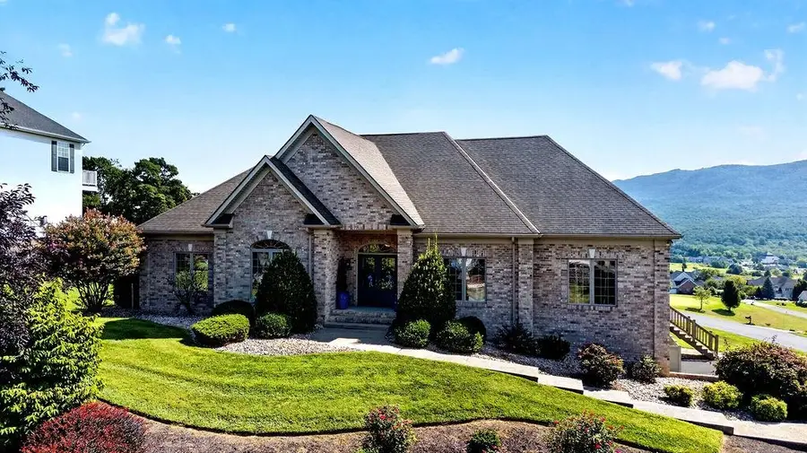 120 Pelham Pl, Massanetta Springs, VA 22801 - #3