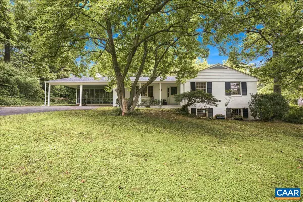 1610 Inglewood Dr, Charlottesville, VA 22901