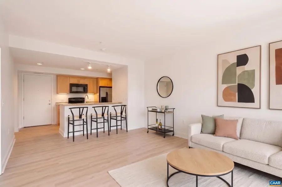 428 Monroe Ln, Charlottesville, VA 22903 - #2