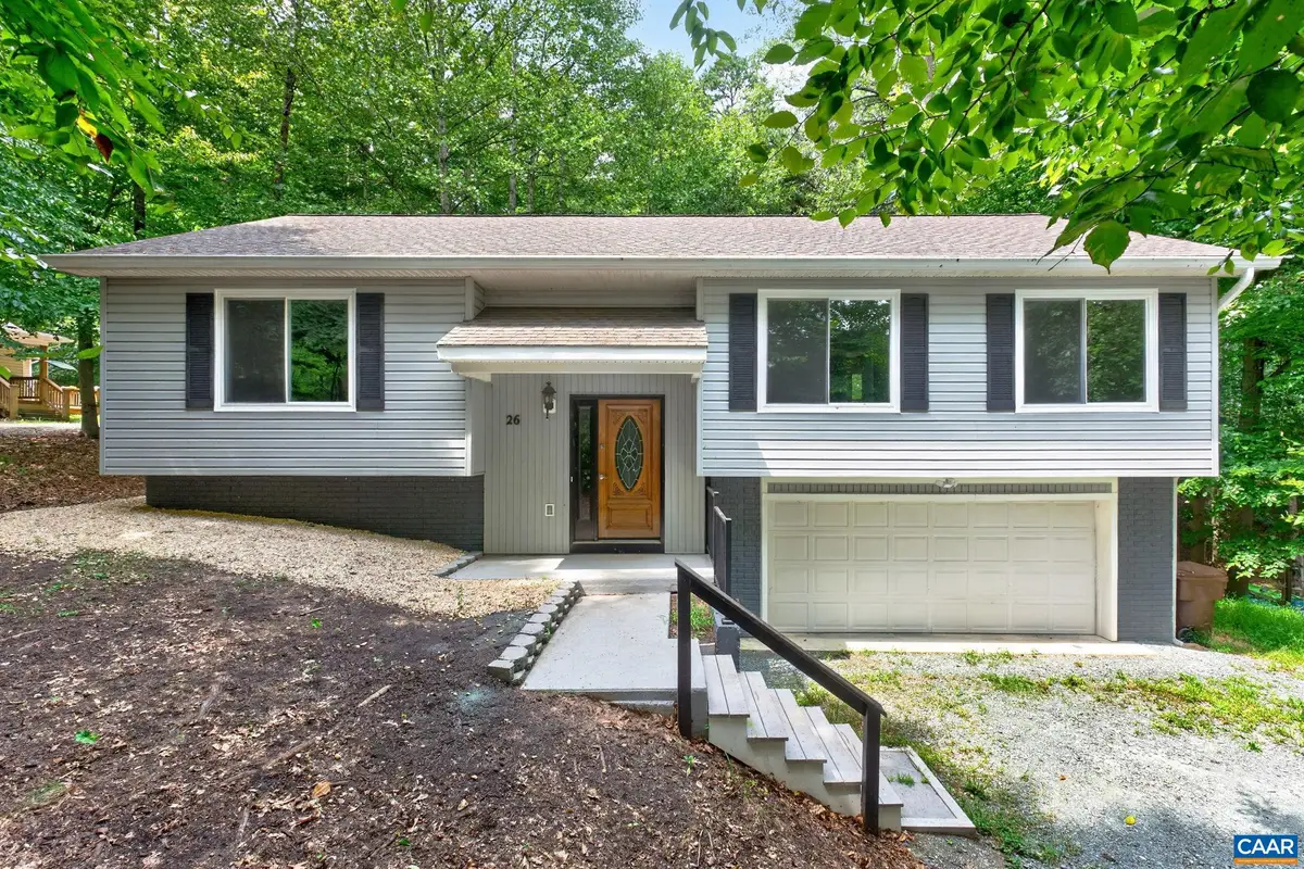 26 East Point Rd, Palmyra, VA 22963 - #1