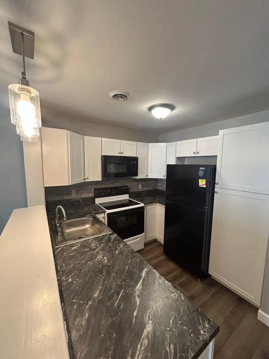 1396 Hunters Rd, Harrisonburg, VA 22801 - #3