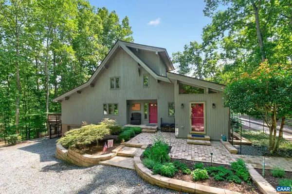 9 Oak Terrace Dr, Palmyra, VA 22963