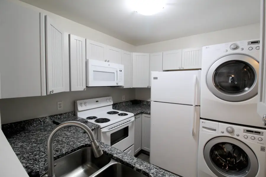 1390 Hunters Rd, Harrisonburg, VA 22801 - #3