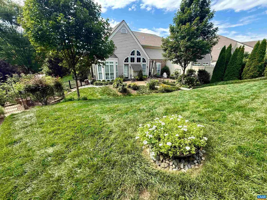 1347 Gate Post Ln, Charlottesville, VA 22901 - #3